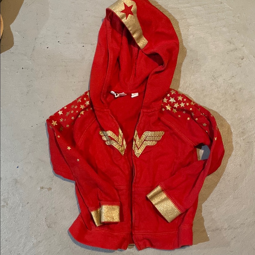 GAP Superhero Wonder Woman Gold Performance Wear